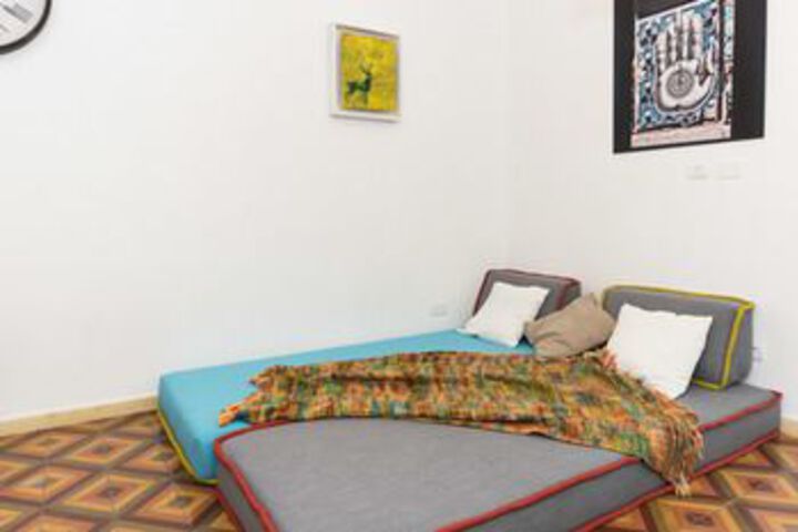 Room 12 of 25