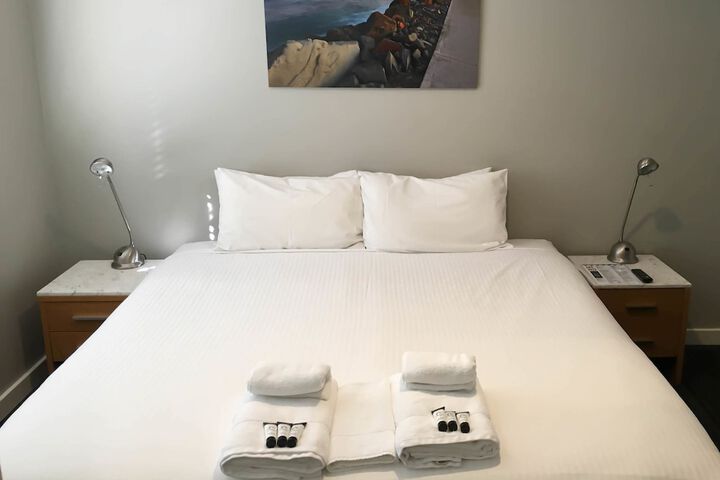Room 19 of 40