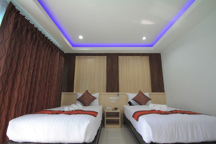 Room 7 of 52