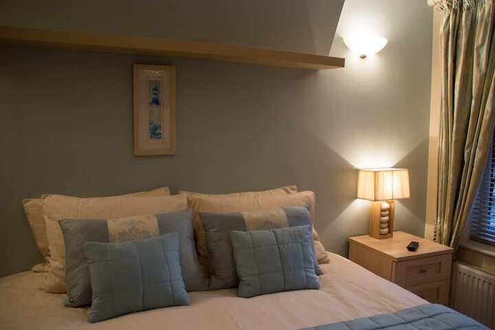 Room 5 of 47