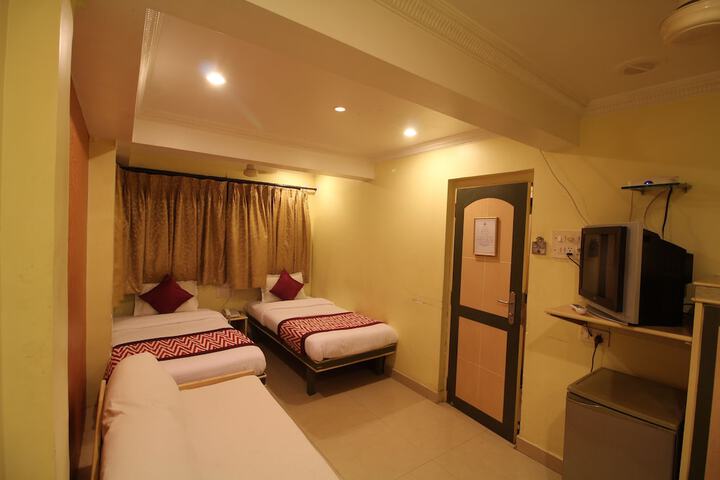 Room 13 of 24