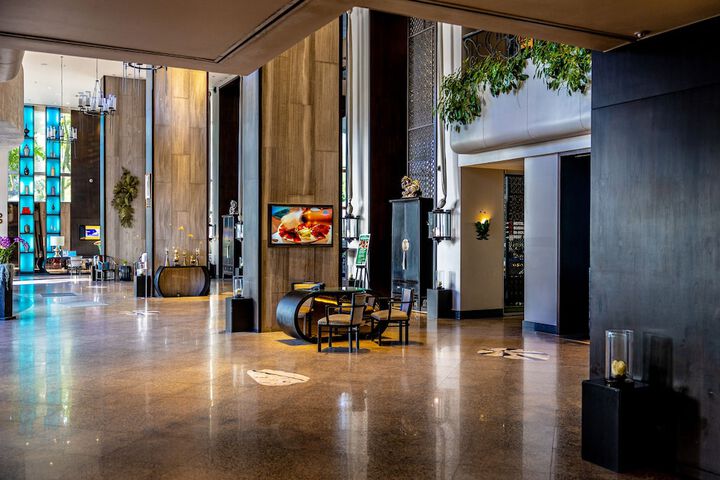 Hotel 2 of 167