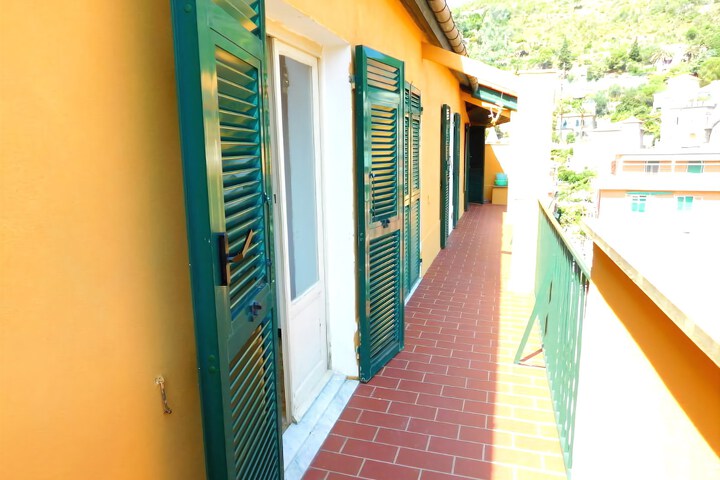 Terrace/Patio 7 of 33
