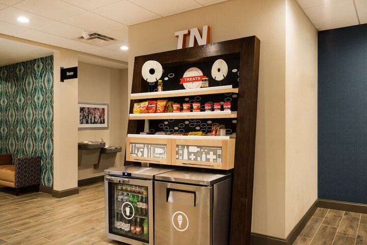 Snack bar