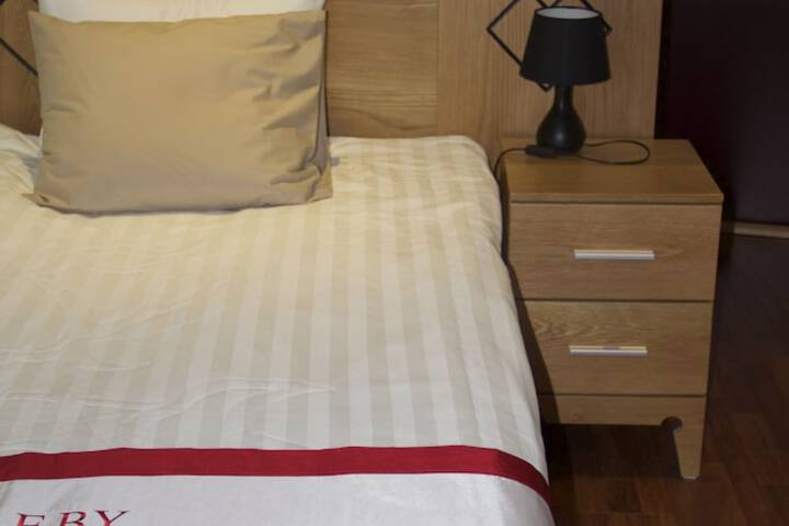 Room 8 of 39