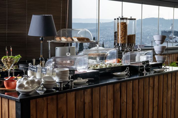 Dining 54 of 79