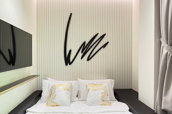 Room 7 of 21