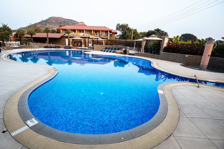 Pool 30 of 49
