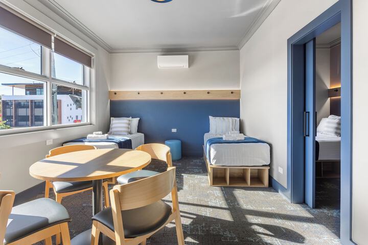 Room 17 of 47