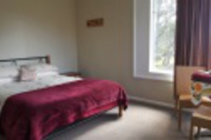Room 53 of 96