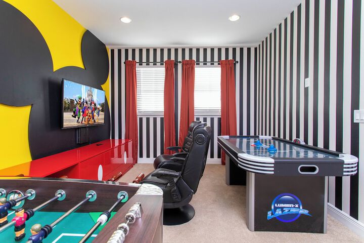 Room 17 of 53