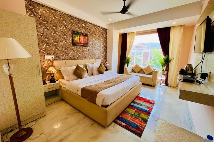 Hotel Amritsar View with Swimming Pool - Best Selling Hotel in Amritsar near Golden Temple