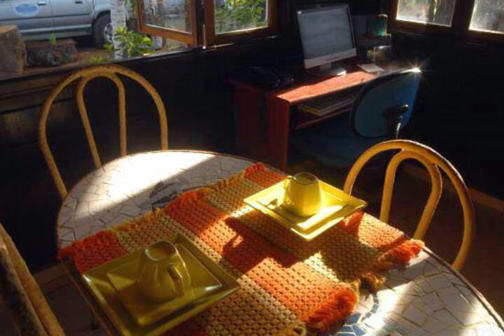 restaurant cafeteria