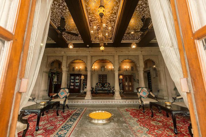 Hotel Lobby