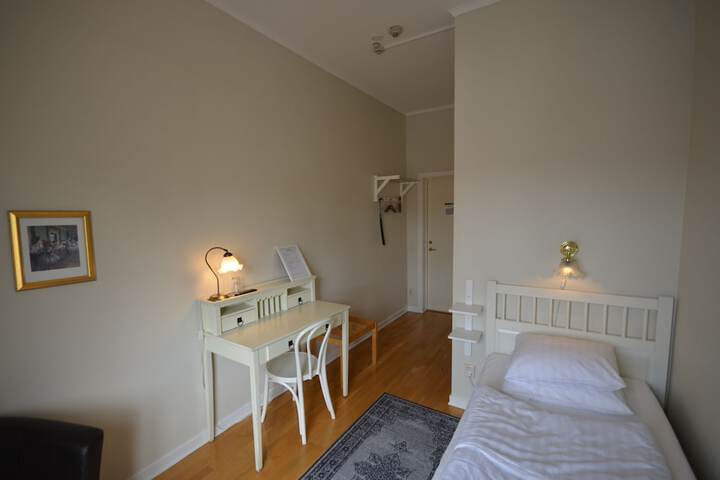 Room 29 of 57