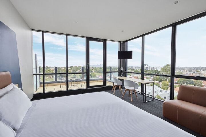Room 43 of 80