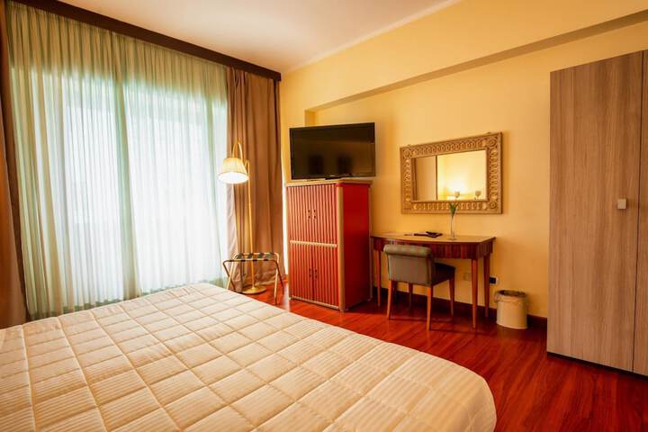 Room 26 of 50