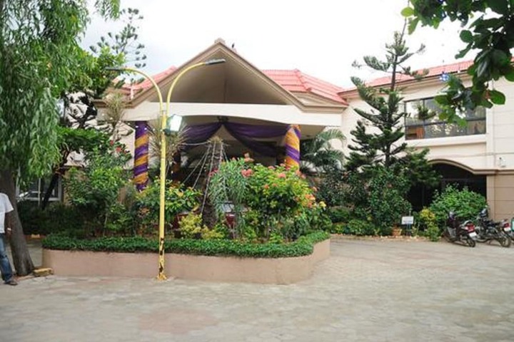 Property Grounds 21 of 24