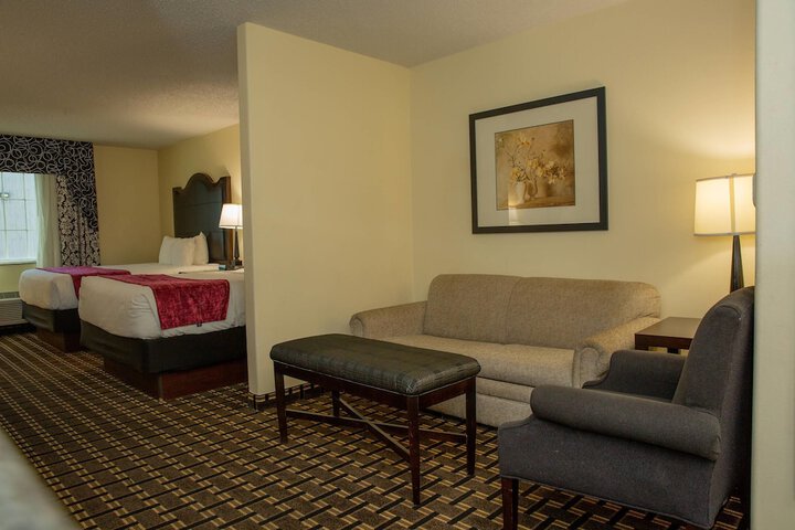 Room 43 of 59