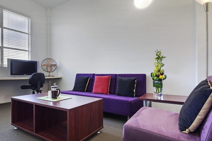 Room 9 of 41