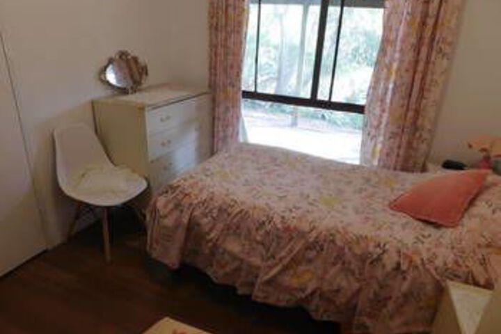Room 13 of 26