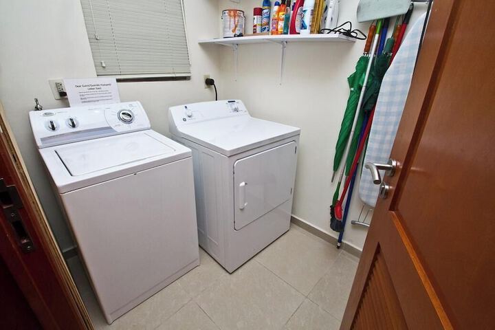 Laundry 321 of 426