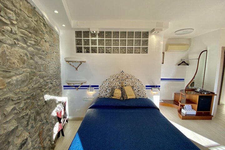 Room 41 of 190