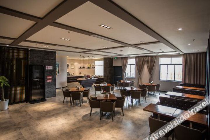 Jinjiang Inn Select Shanghai Hongqiao Hub Beizhai Road