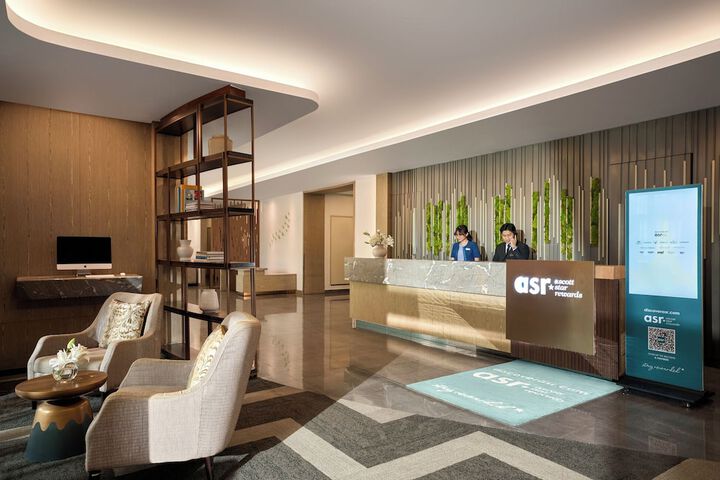 Guest Lobby