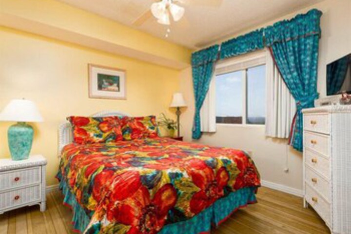 Room 118 of 151
