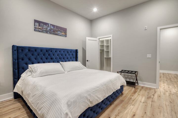 Room 9 of 62