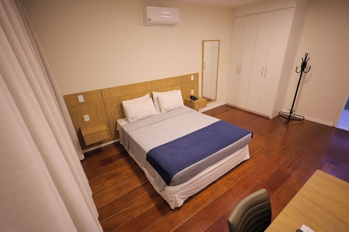 Room 12 of 43