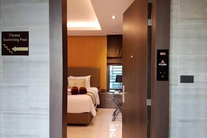 Room 7 of 44