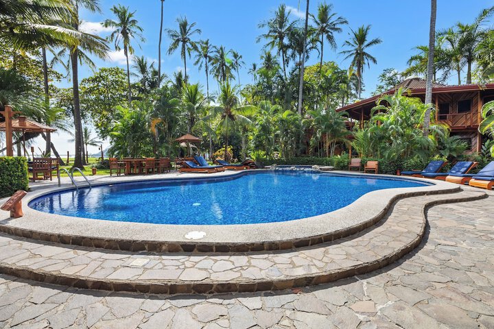 Pool 9 of 25