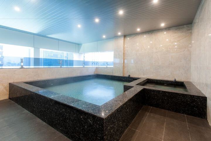 Pool Hotel