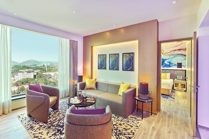 Room 16 of 27