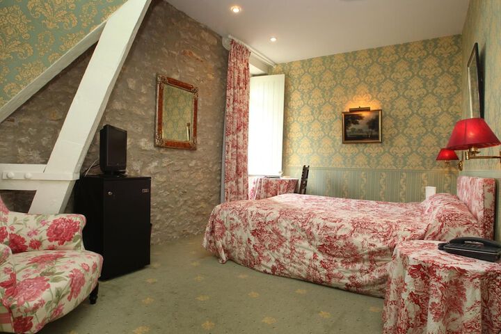 Room 15 of 58