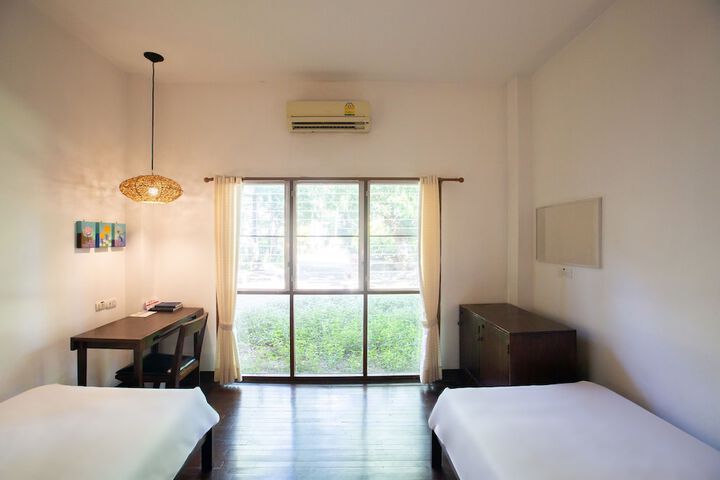 Room 26 of 89