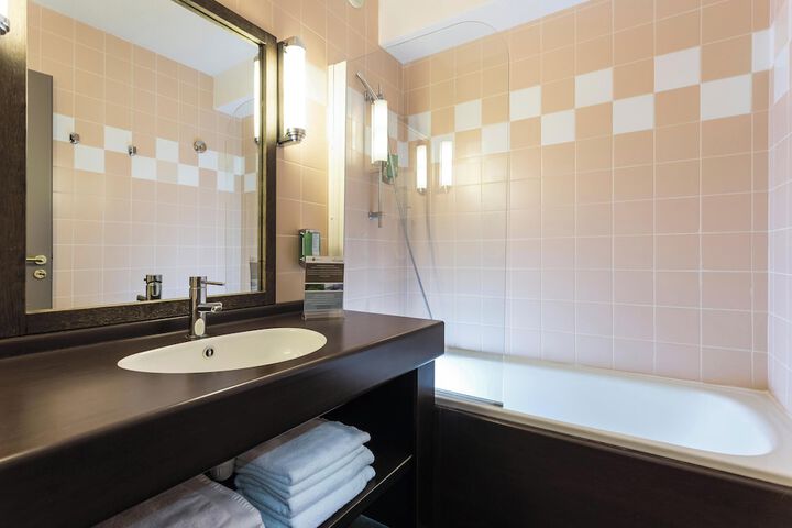 Clean Restrooms