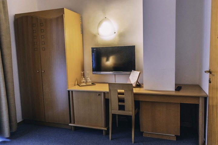 Room 14 of 58