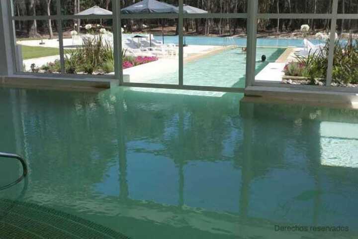 Pool 52 of 86