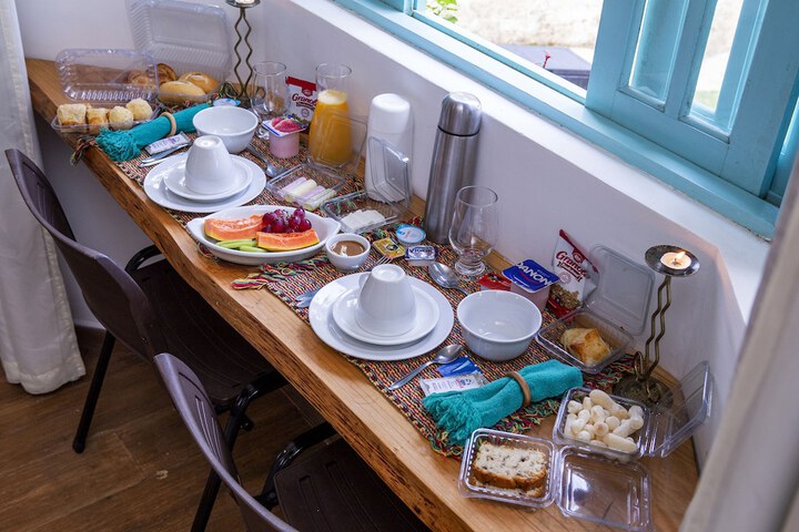 Breakfast/Coffee Service 85 of 145