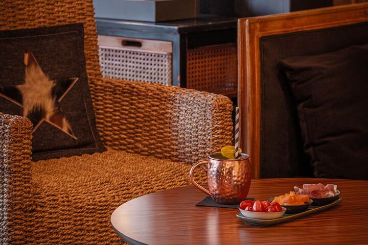 Lounge 117 of 131