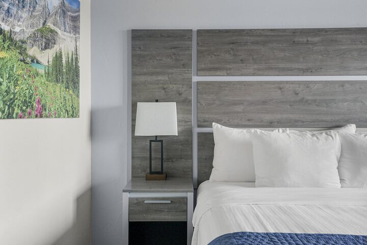 Room 60 of 141