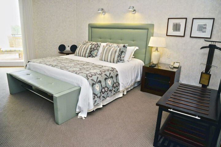 Room 40 of 135