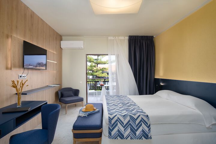 Room 16 of 51