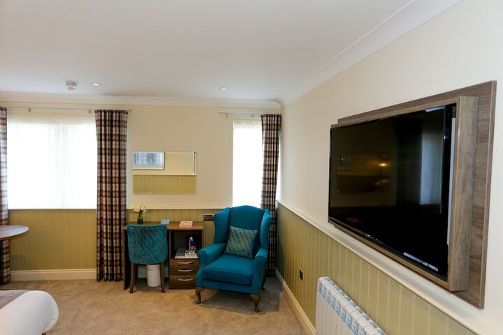 Room 10 of 41