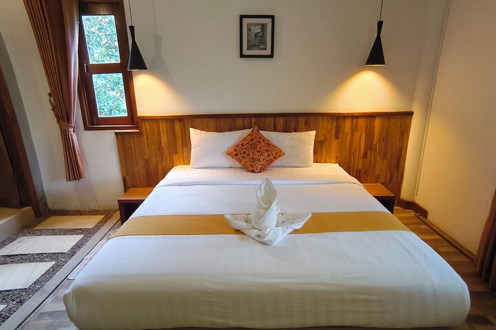 Room 2 of 30