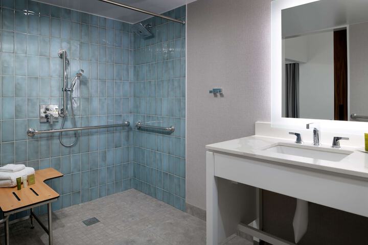 Bathroom shower
