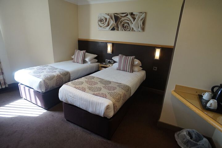 Room 15 of 43